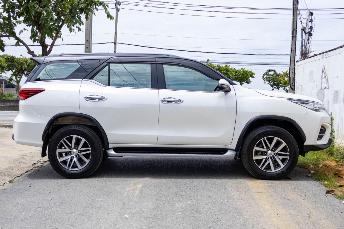 Toyota Fortuner 2.4V 2WD 2019 *RK2056*